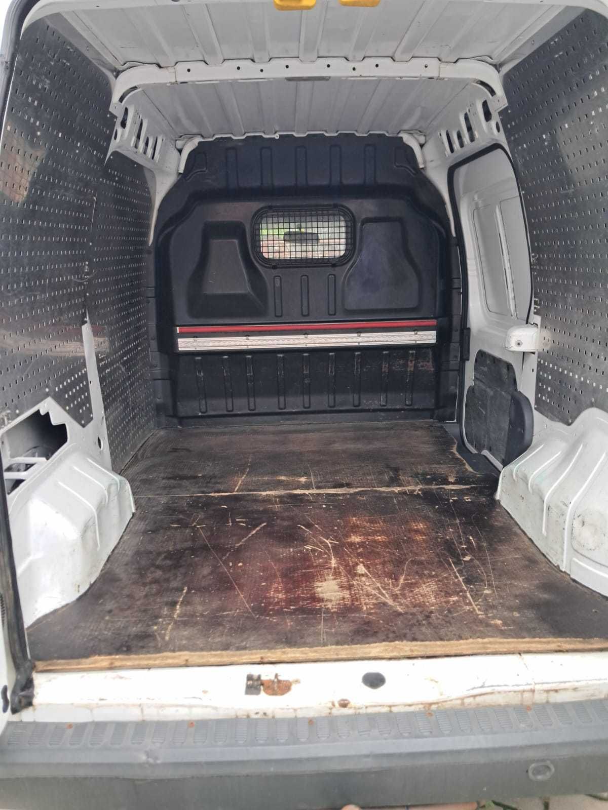 Ford connect, utilitar