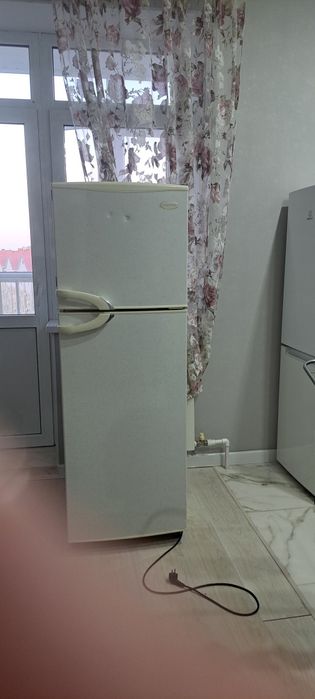Продам Холодильник б.у