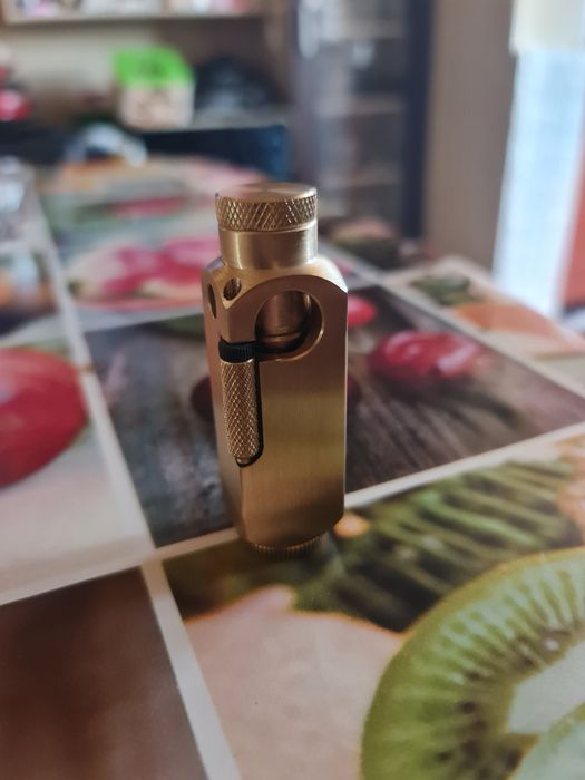 Бензинова запалка