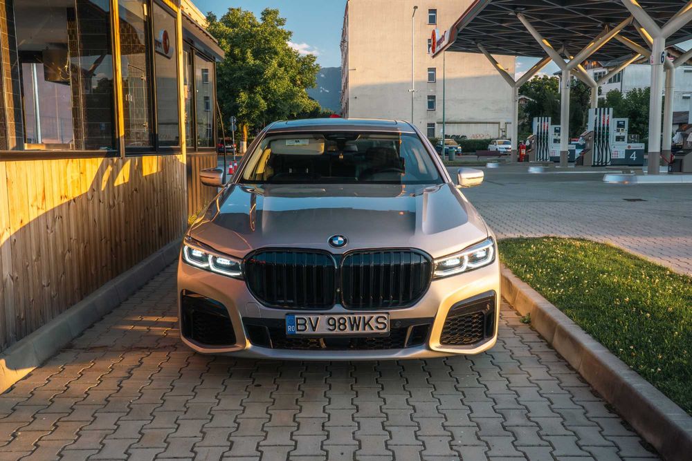 BMW seria 7 G12 740i