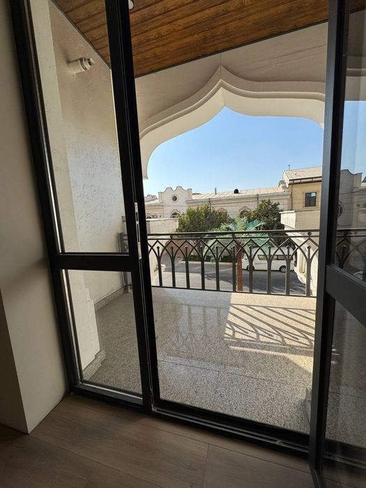 Kvartira продается 3/2/7 на жк Abu Dabi