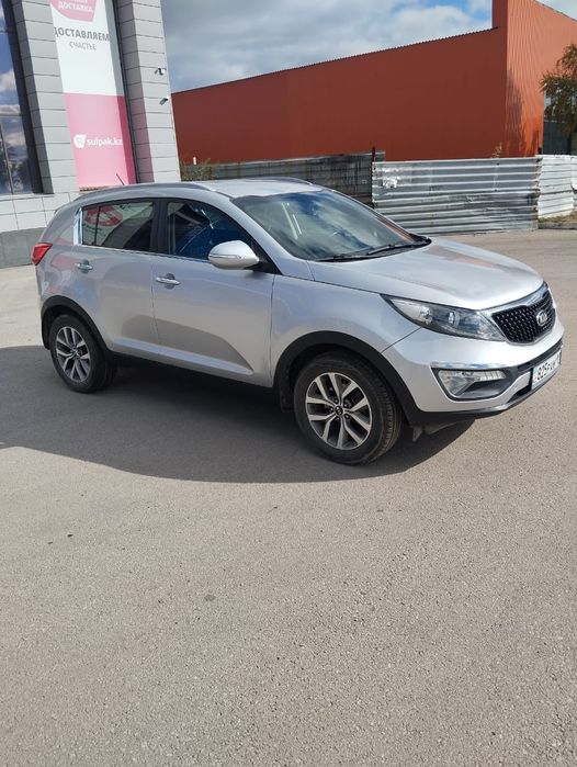 Kia Sportage. Автомат. 2015г