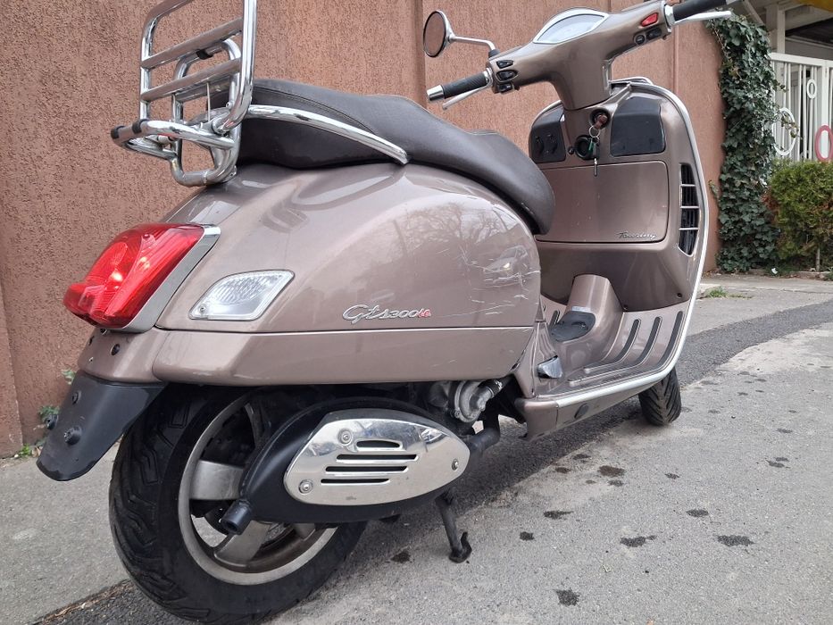 Vespa GTS 300 IE