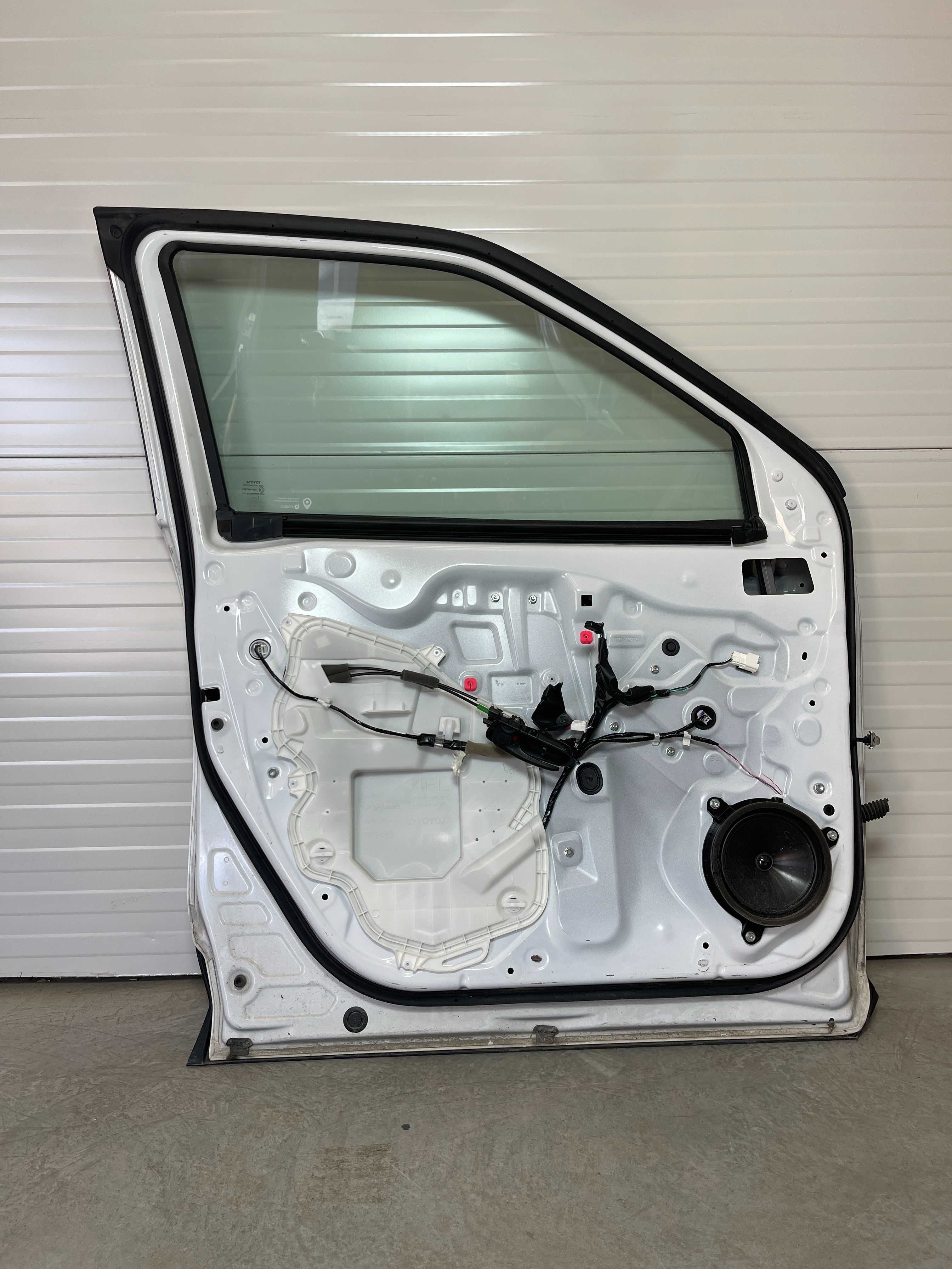 Toyota Yaris Cross врати
