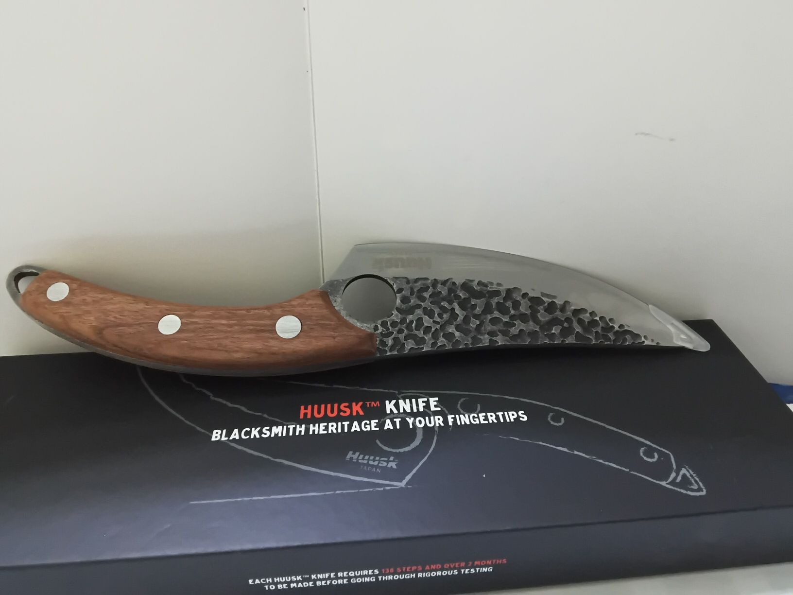 HUUSK KNIFE-японски ръчно кован нож по самурайска технология