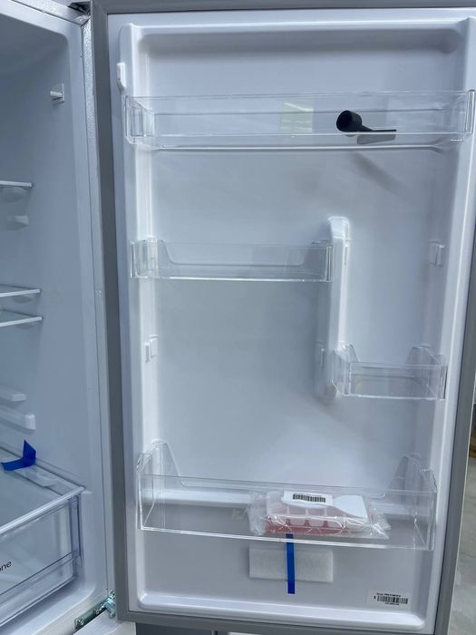 Холодильник новый