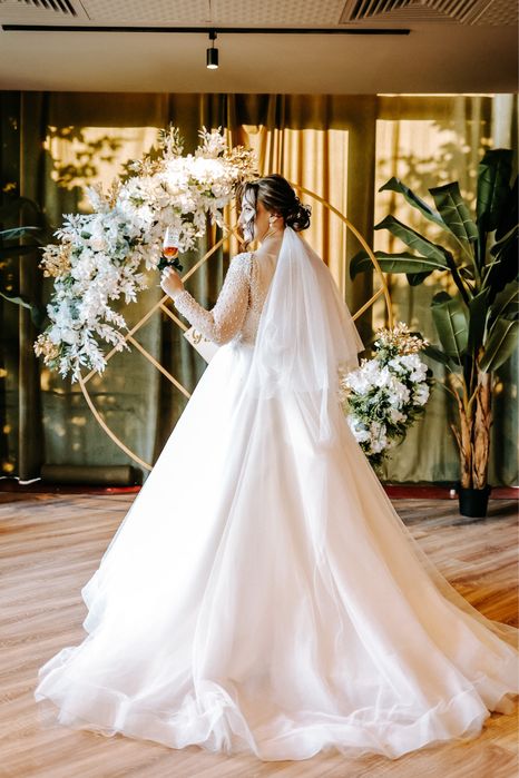 Vând rochie de mireasă