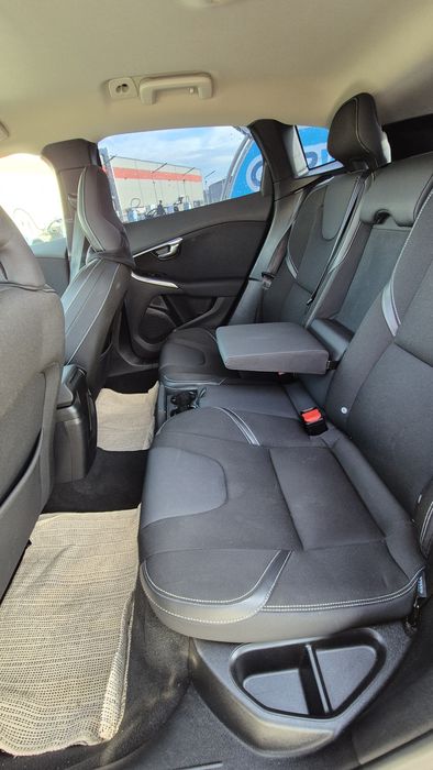 Volvo v40 2.0 D4 R 2015