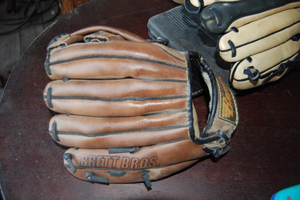 бейзболни ръкавици