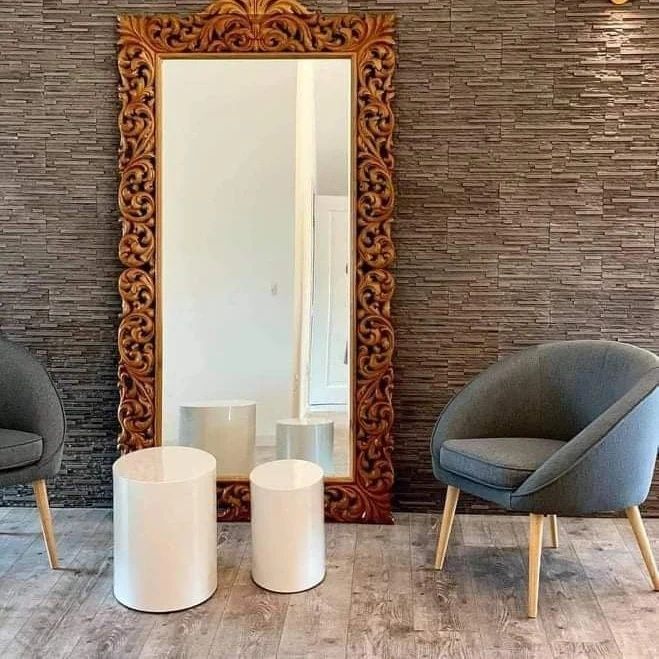 Mobilier  sculptat manual stil clasic baroc