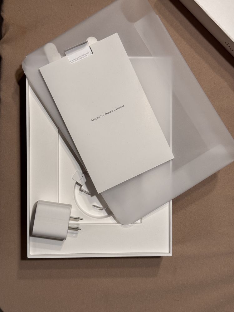 Ipad Pro 11inch 4th gen M2 256GB WI-FI