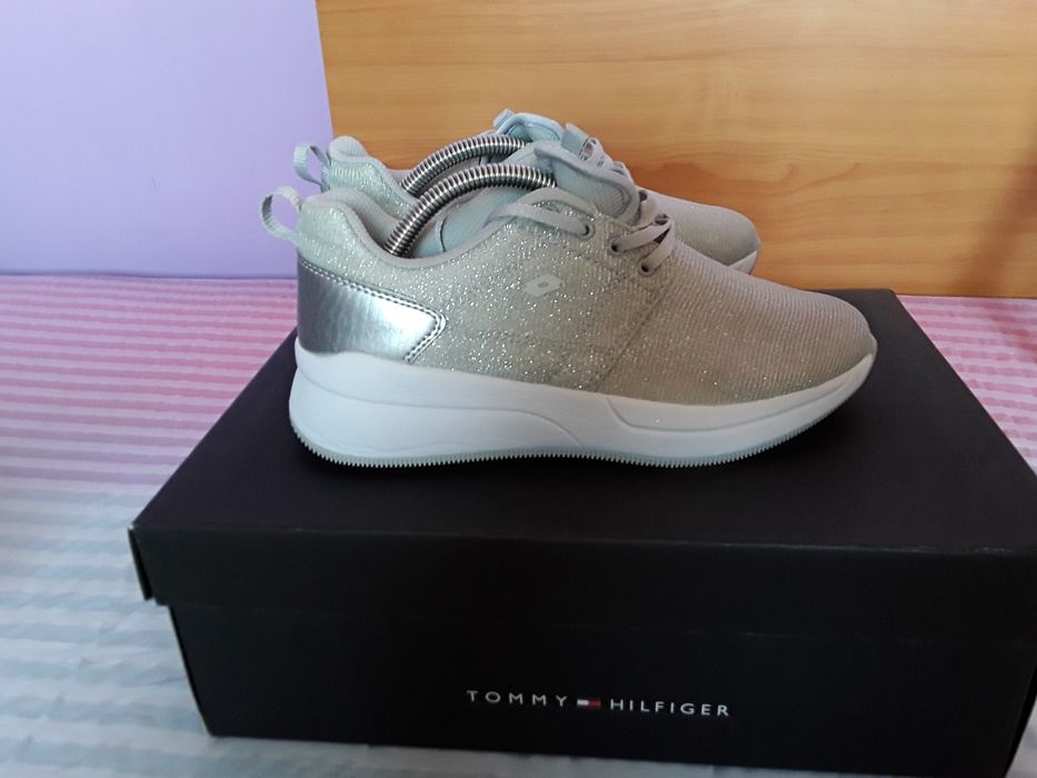 Vând Adidași Damă Loto Mărimea 38 Italia