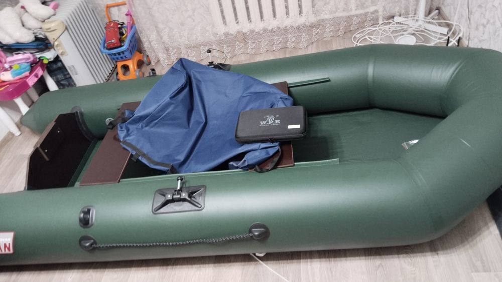 Надувная лодка Лодка ТОНАР Капитан 280ТС хаки