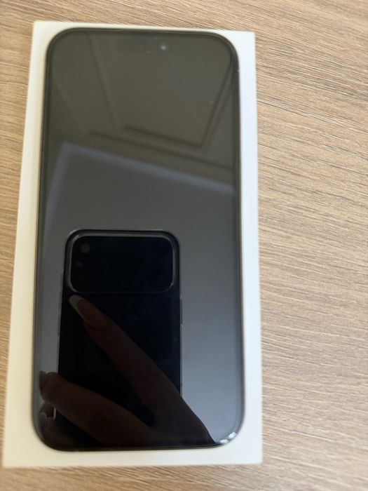 Срочно продается 15 pro 128 gb LL/A состояние идеальное