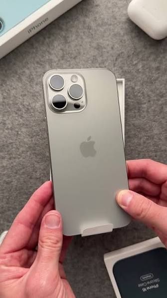 Продам iPhone 16 pro max 256gb