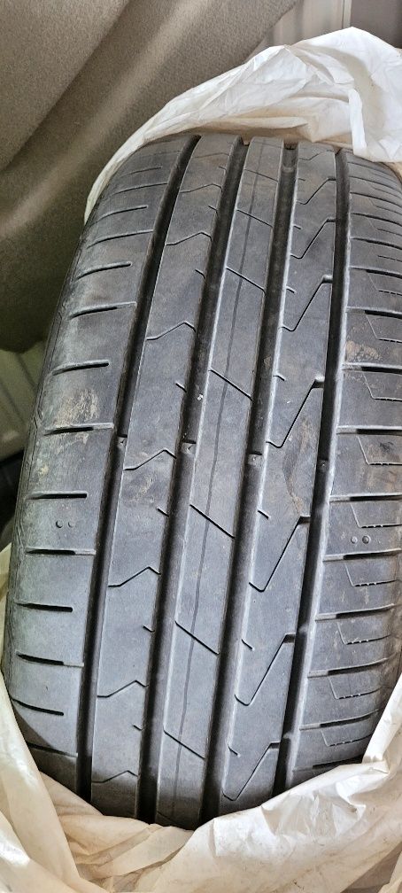 Cauciucuri Hankook 215 55 R16