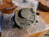 Мерцедес вакуум помпа OM642 320 CDI 350 CDI