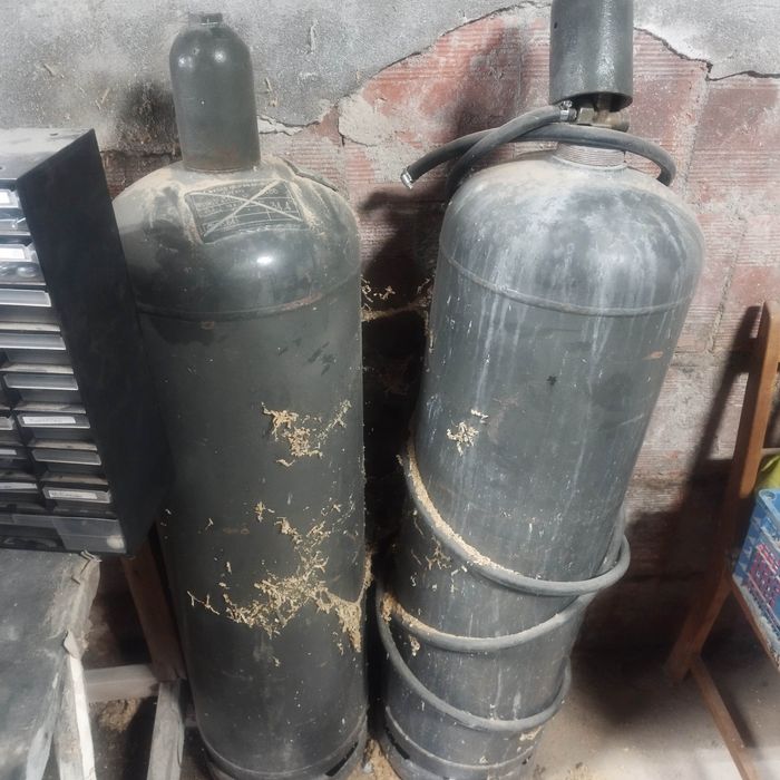 Газова бутилка 33 кг. 80 литра