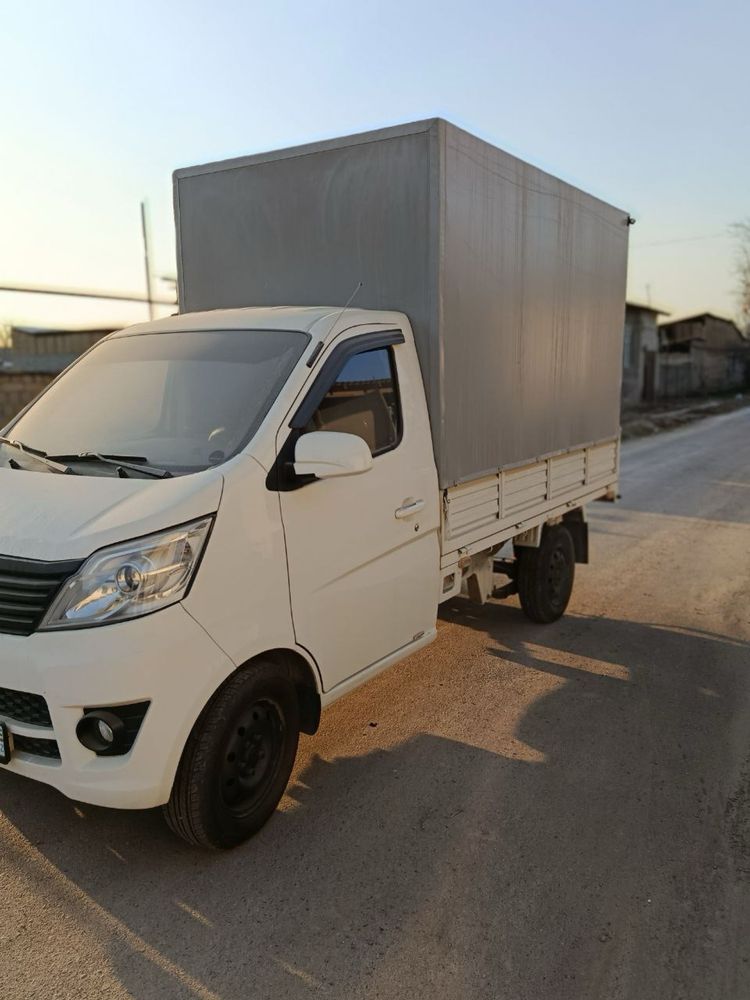 Продам Срочно!! Changan, Грузовой, Бортовой
