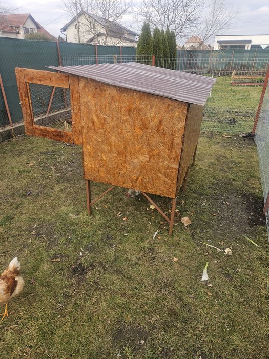 Tarc, cusca, kennel ,poarta de gradina din structura metalica si osb