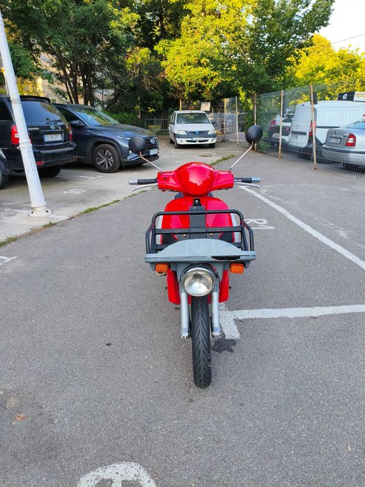 Vând scuter Piaggio liberty 50cc/2016