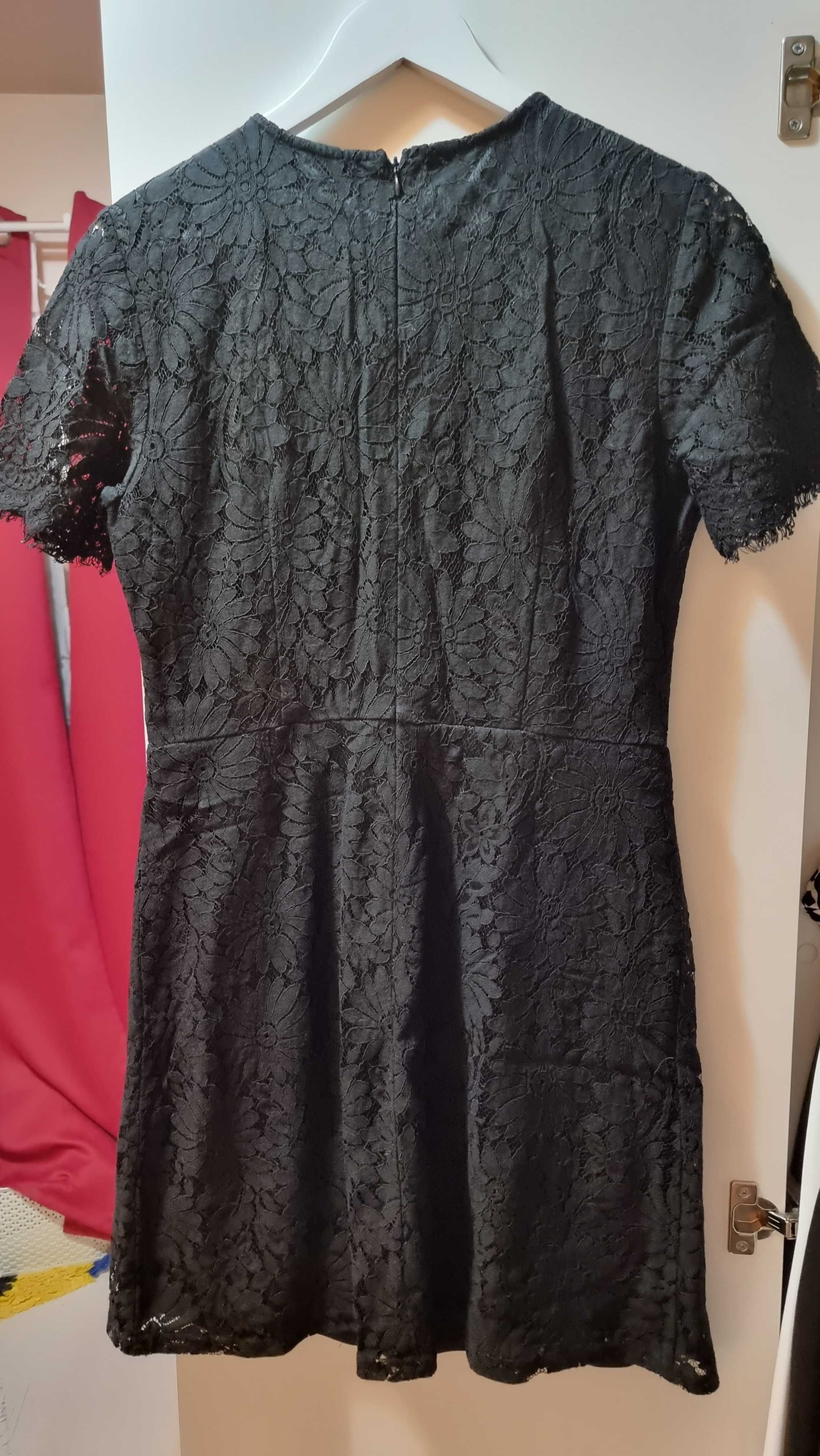 Rochie Reserved cu flori