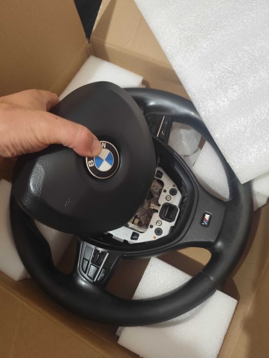 Оригинален БМВ М волан за всички ф серии