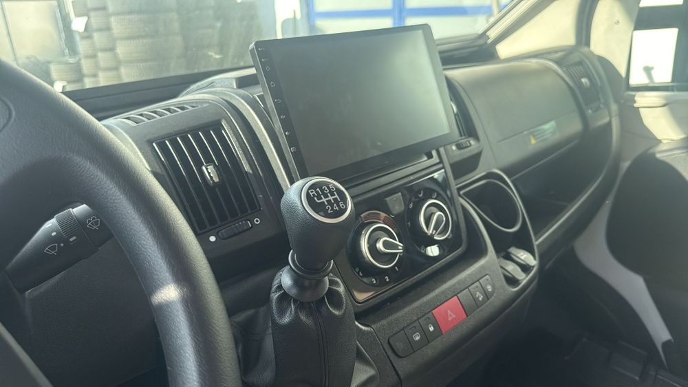 Autorulota Pilot cu 6 locuri,garanție 24 luni!