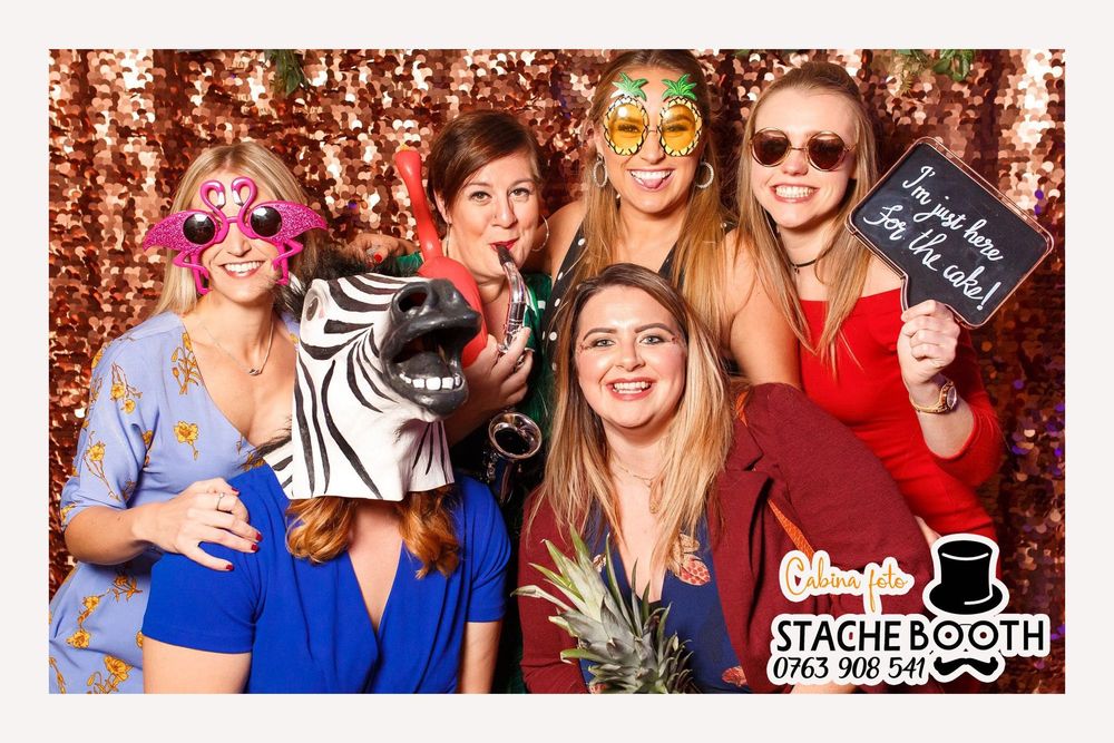 Photobooth/cabina foto/oglinda magica/platforma 360/fum greu