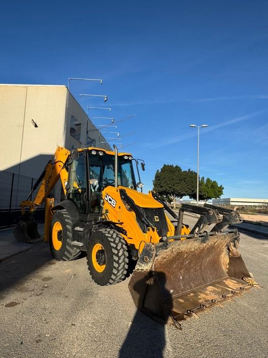 Vand buldoexcavator jcb 3cx