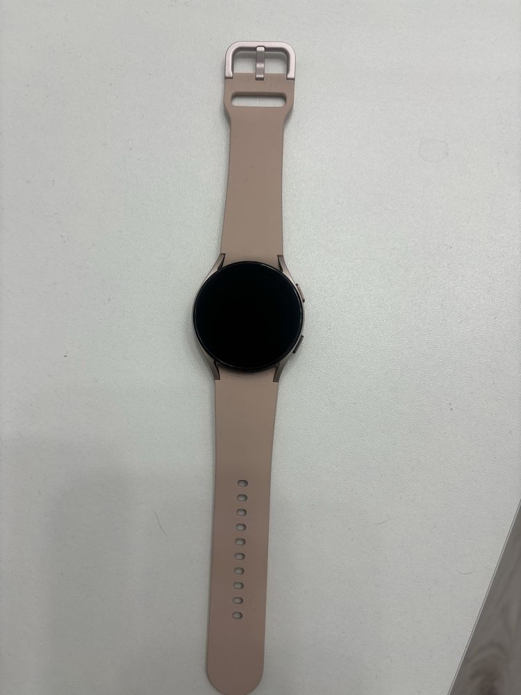 Часовник Samsung