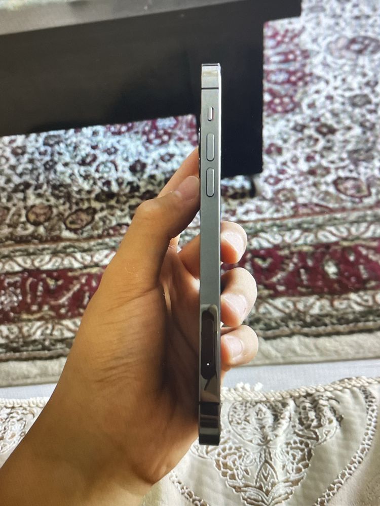 Продается iphone 12 pro торг