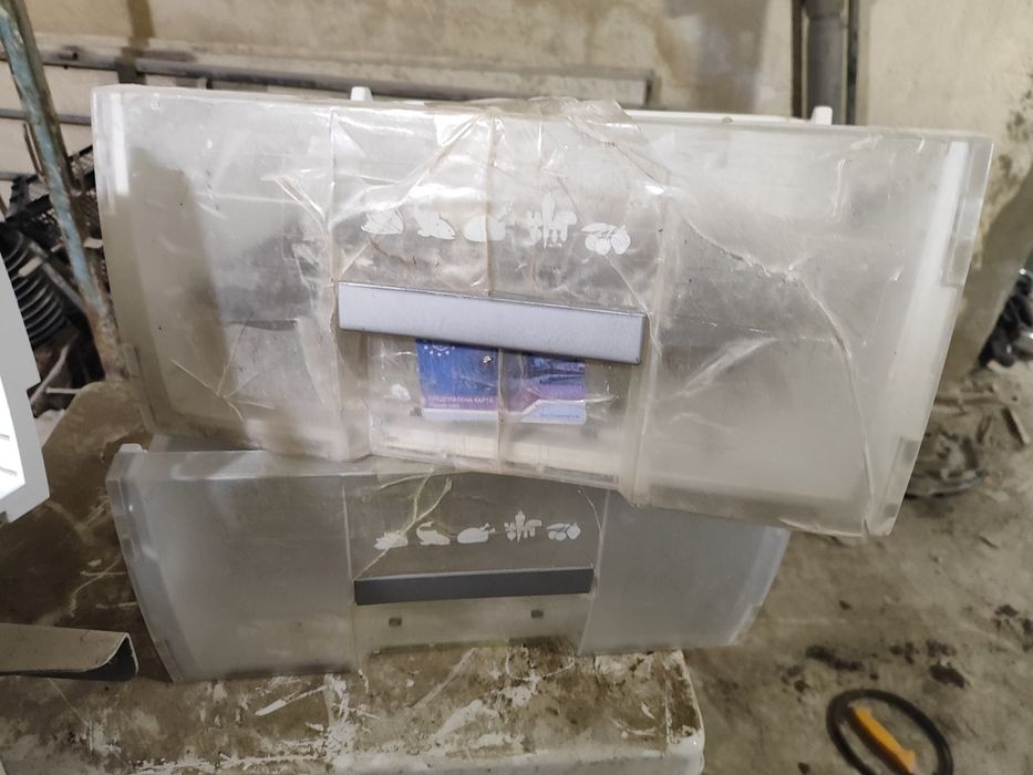 Хладилник, работи добре