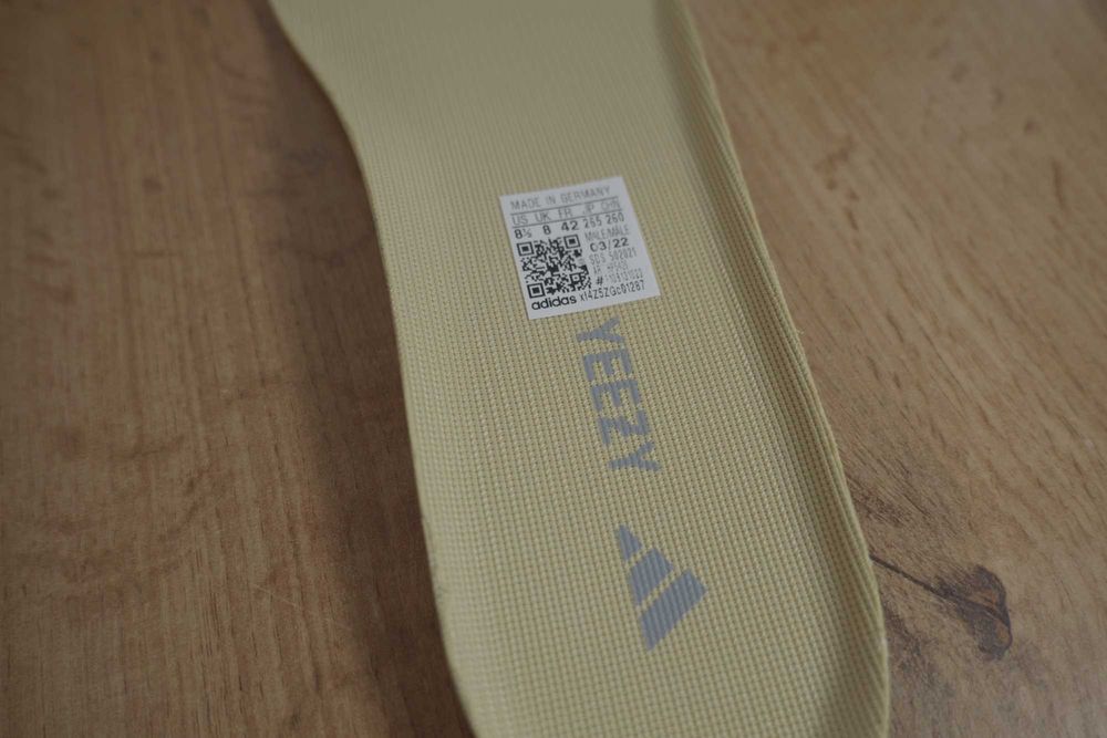 Нови! Adidas Yeezy 450 - 42 номер Оригинални! Made in Germany