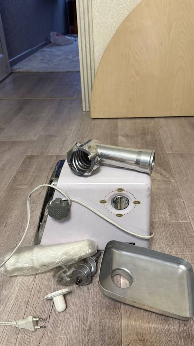 Продам мясорубку на запчасти «Кулинарушка»»
