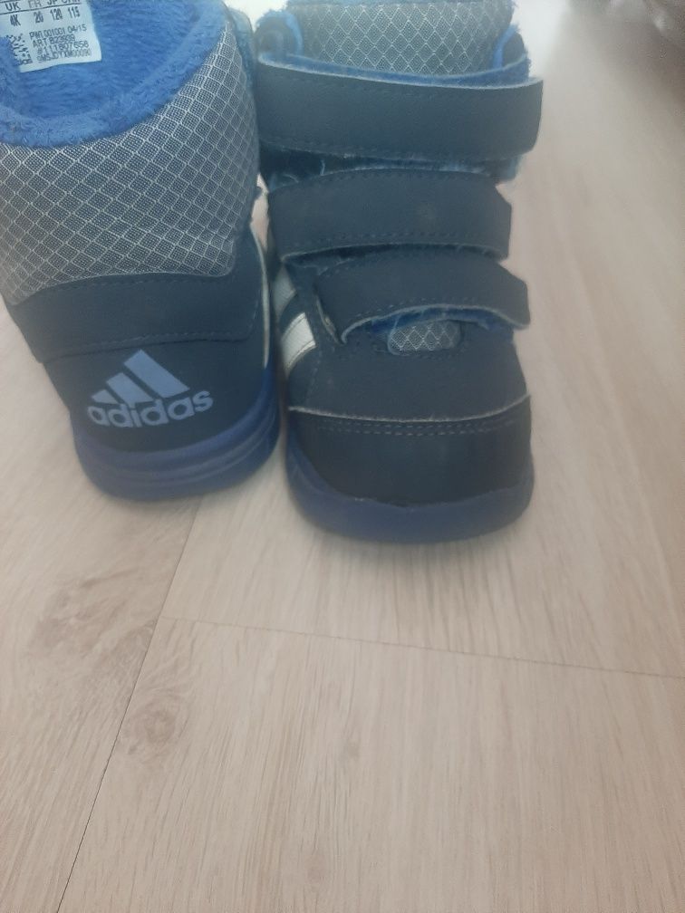 Adidas    децки маратонки