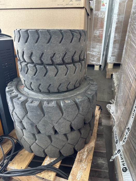 Гуми с джанти за мотокар 3.5 t STILL R60/25-30