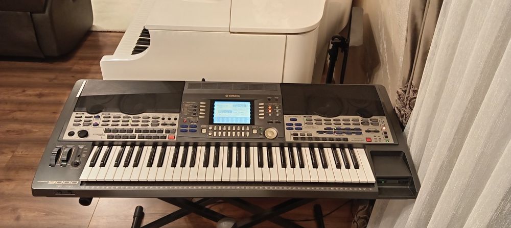 Orga Yamaha PSR 9000v2