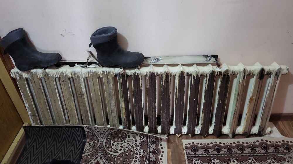 Продам б/у батареи