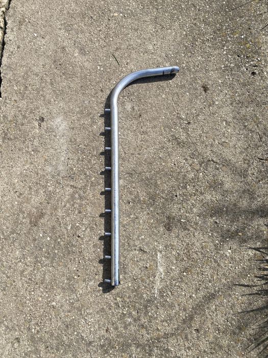 Закачалки за дрехи/ торс и манекени- оборудване магазин за дрехи