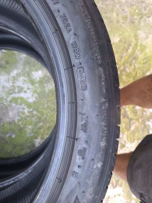 Anvelope Bridgestone 275/40/20 de vară 2 buc ff bune