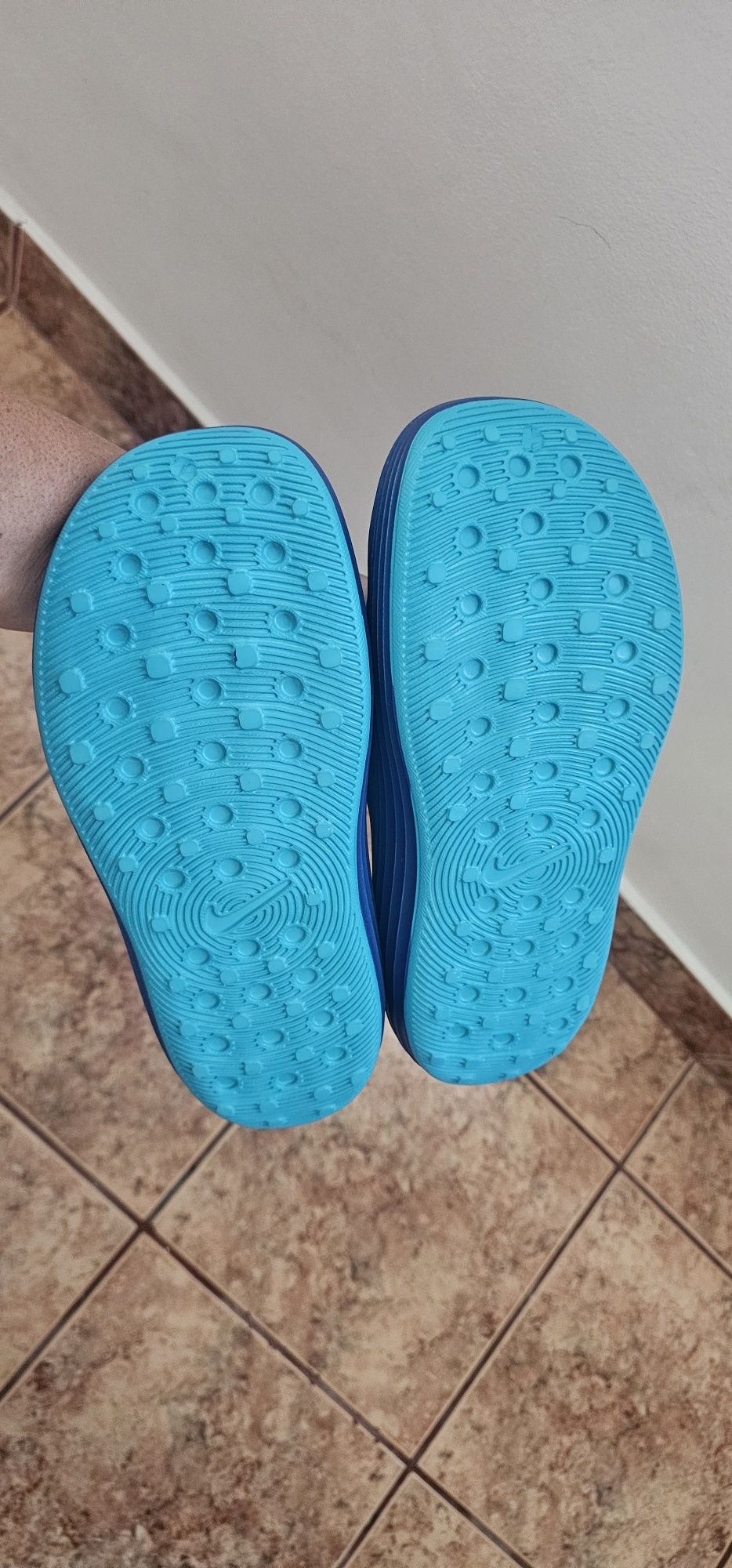 Papuci Nike ReactX  Rejunen8 originali marimea 41