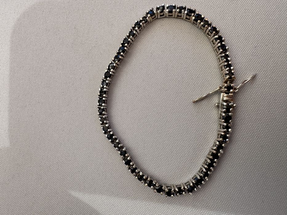 Bratara model tenis din argint si safire albastre