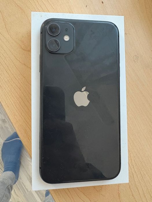 iPhone 11 – 64GB