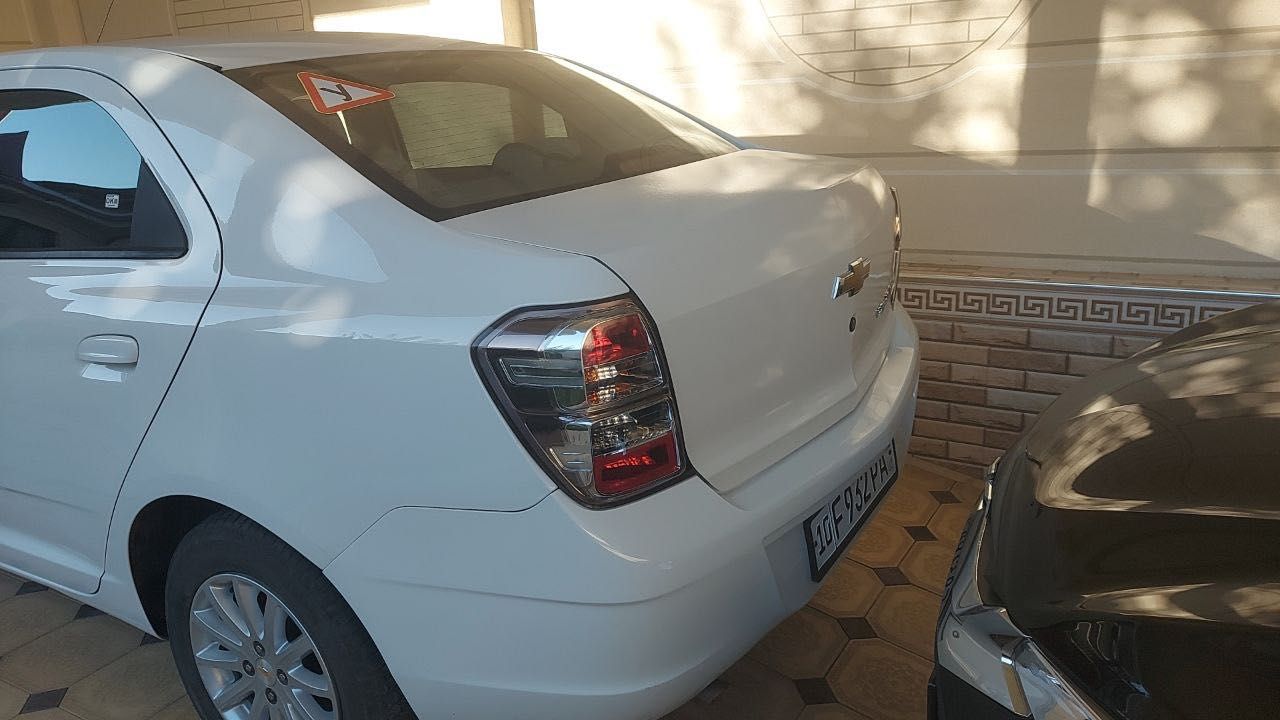 Автомобиль кобальт автомат