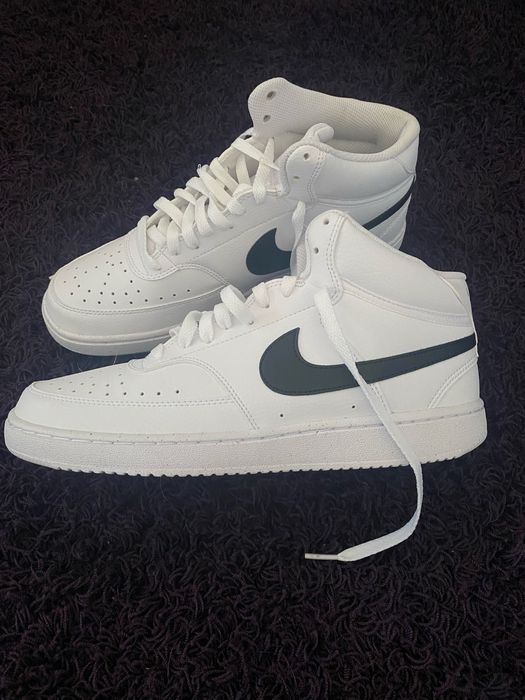Чисто НОВИ Nike кецове