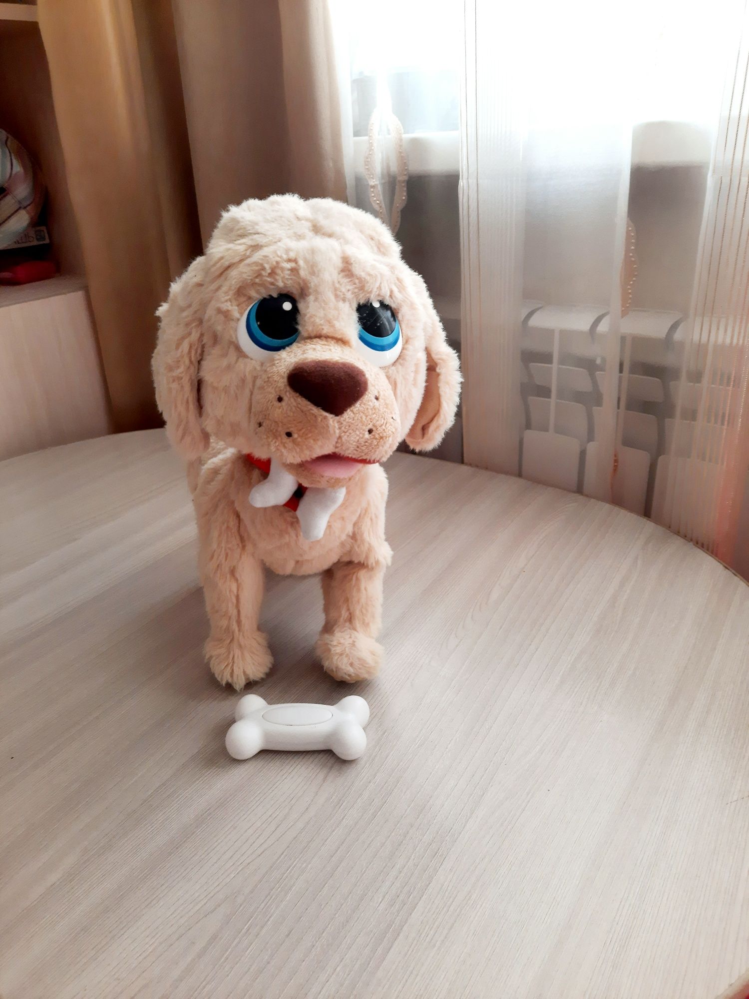 Продам детскую игрушку - Собачка на пульту управления!