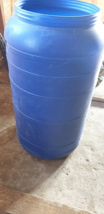 Vand butoi plastic 250 L