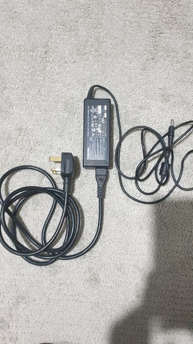 Incarcator Laptop Toshiba ADP-75SB Original 3.95A