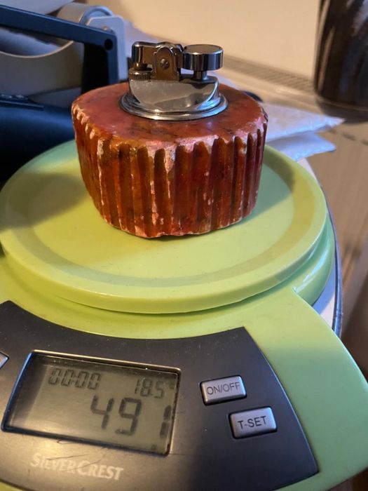 Bricheta in piatra de  alabastru rosu italia,anii 1970 lucrata manual